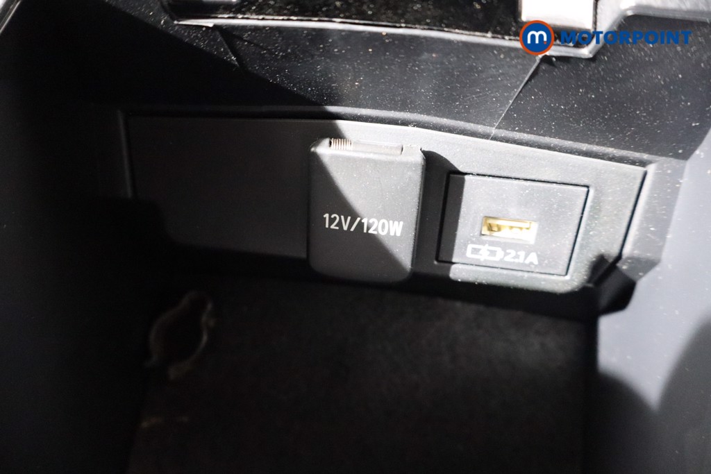 Toyota Corolla Excel Automatic Petrol-Electric Hybrid Estate - Stock Number (1543781) - 20th supplementary image