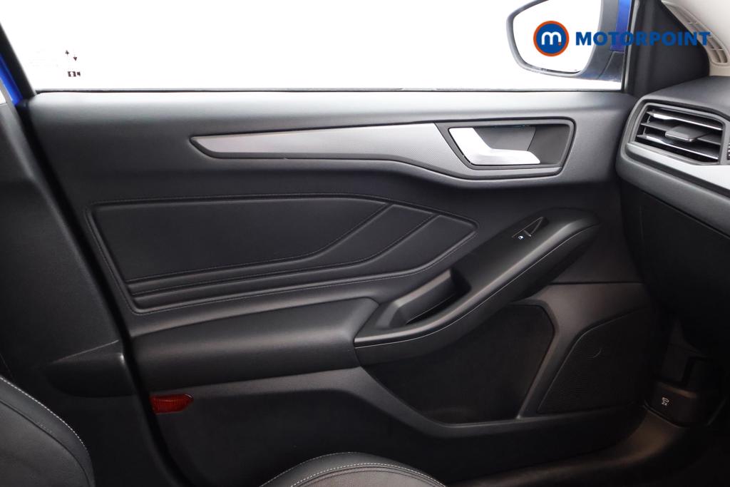 Ford Focus Titanium X Automatic Diesel Hatchback - Stock Number (1543875) - 8th supplementary image