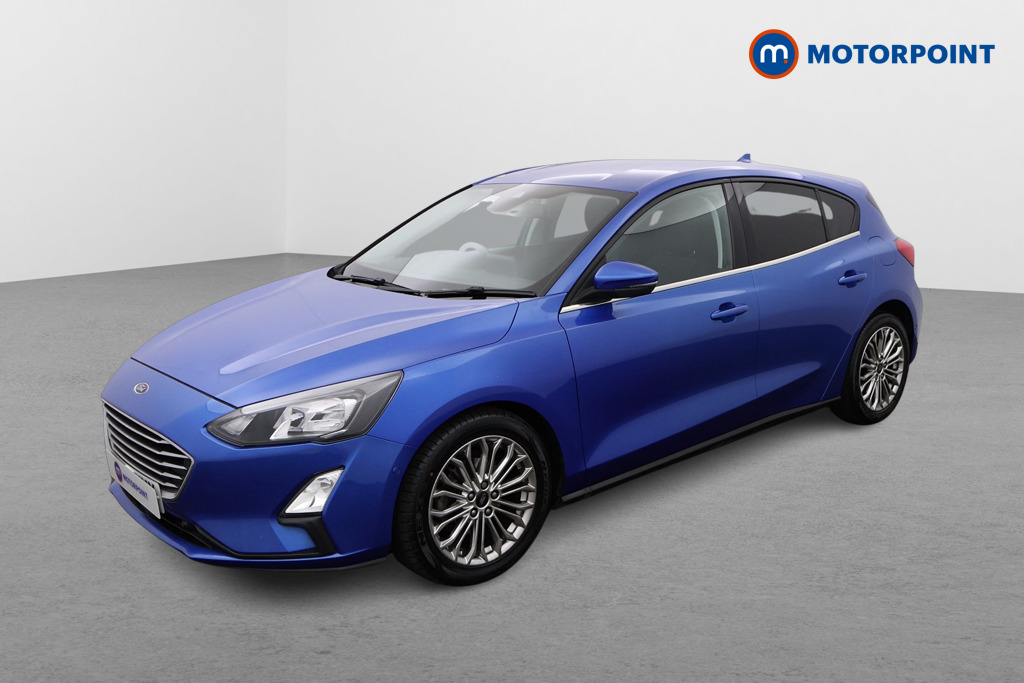 Ford Focus Titanium X Automatic Diesel Hatchback - Stock Number (1543875) - Passenger side front corner
