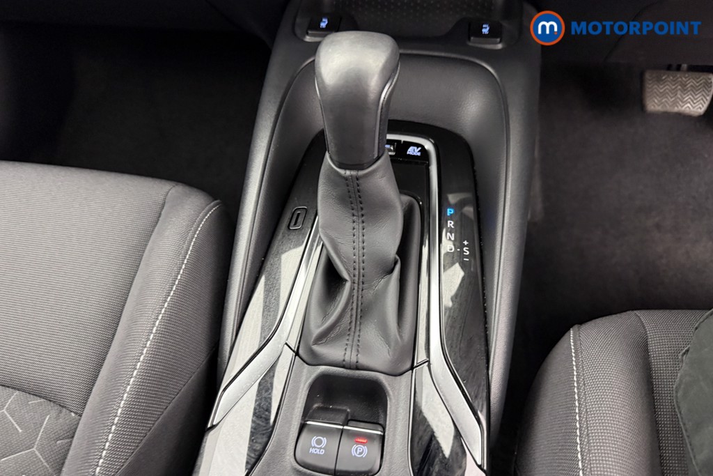 Toyota Corolla Icon Tech Automatic Petrol-Electric Hybrid Estate - Stock Number (1543929) - 11th supplementary image