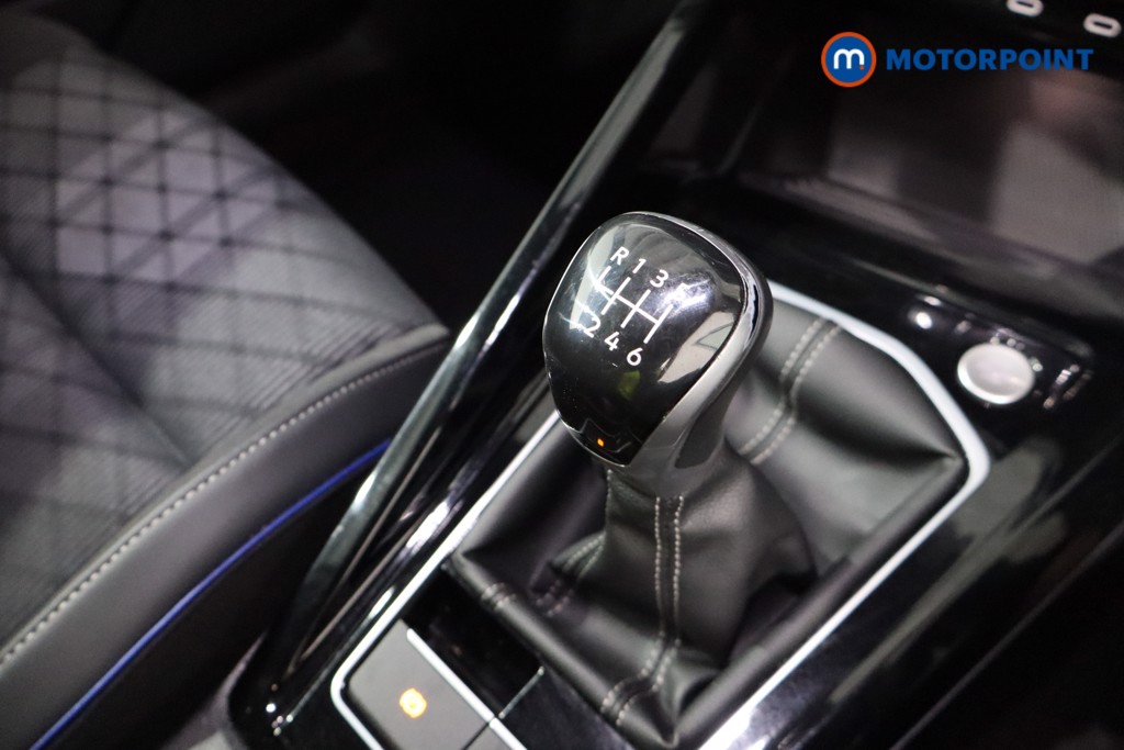 Volkswagen Golf R-Line Manual Petrol Hatchback - Stock Number (1543969) - 14th supplementary image