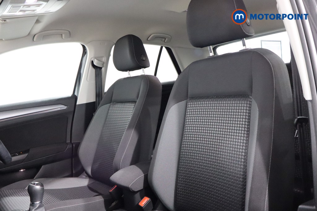 Volkswagen T-Roc Active Manual Petrol SUV - Stock Number (1544667) - 4th supplementary image