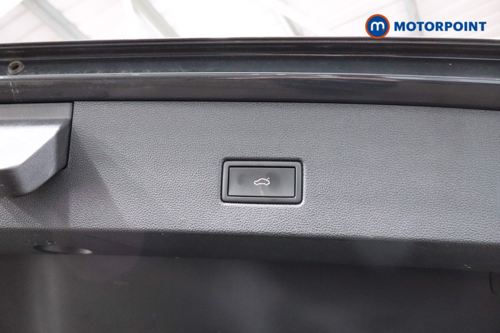 Volkswagen T-Roc Active Manual Petrol SUV - Stock Number (1544667) - 28th supplementary image
