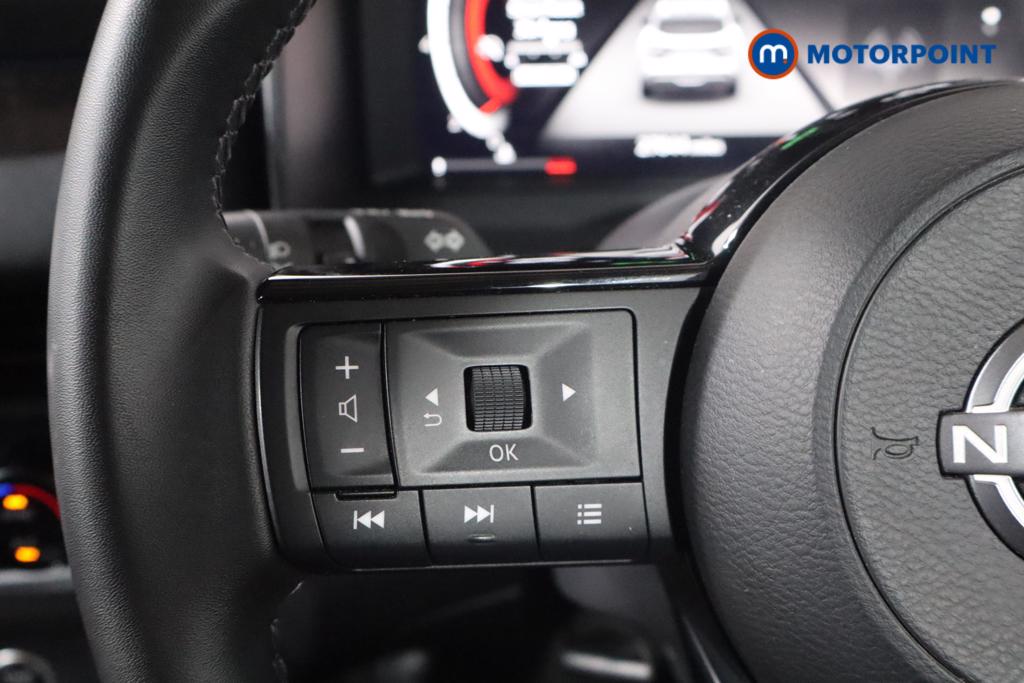 Nissan Qashqai N-Connecta Manual Petrol SUV - Stock Number (1544681) - 8th supplementary image