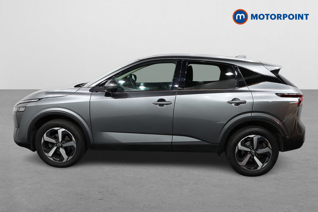 Nissan Qashqai N-Connecta Manual Petrol SUV - Stock Number (1544681) - Passenger side
