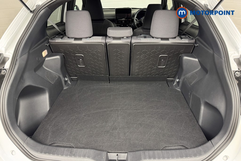 Toyota Yaris Cross Design Automatic Petrol-Electric Hybrid Estate - Stock Number (1544714) - 3rd supplementary image