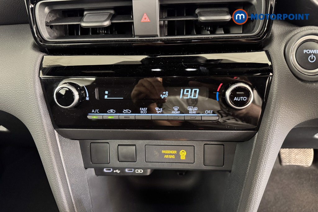 Toyota Yaris Cross Design Automatic Petrol-Electric Hybrid Estate - Stock Number (1544714) - 10th supplementary image
