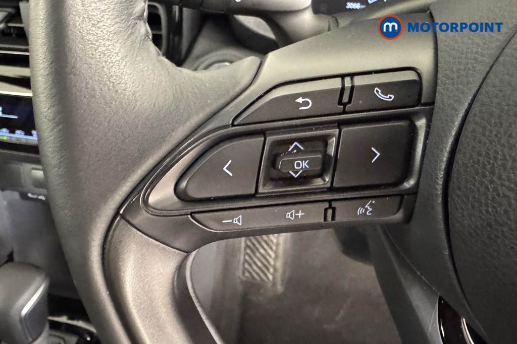 Toyota Yaris Cross Design Automatic Petrol-Electric Hybrid Estate - Stock Number (1544714) - 12th supplementary image