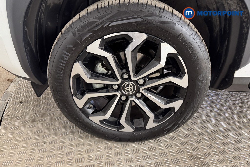 Toyota Yaris Cross Design Automatic Petrol-Electric Hybrid Estate - Stock Number (1544714) - 23rd supplementary image