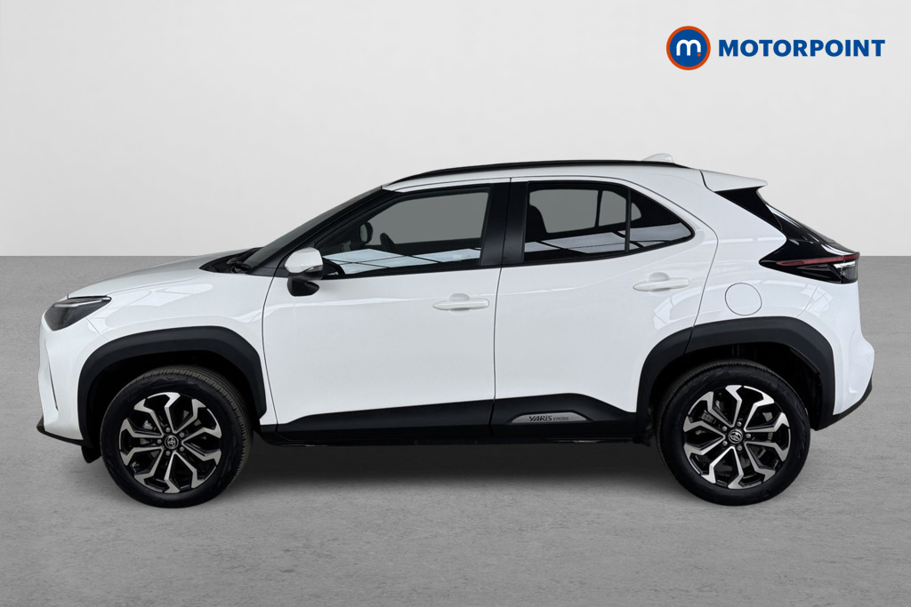 Toyota Yaris Cross Design Automatic Petrol-Electric Hybrid Estate - Stock Number (1544714) - Passenger side