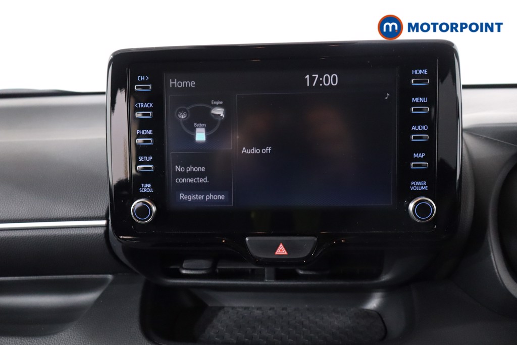 Toyota Yaris Design Automatic Petrol-Electric Hybrid Hatchback - Stock Number (1544891) - 2nd supplementary image