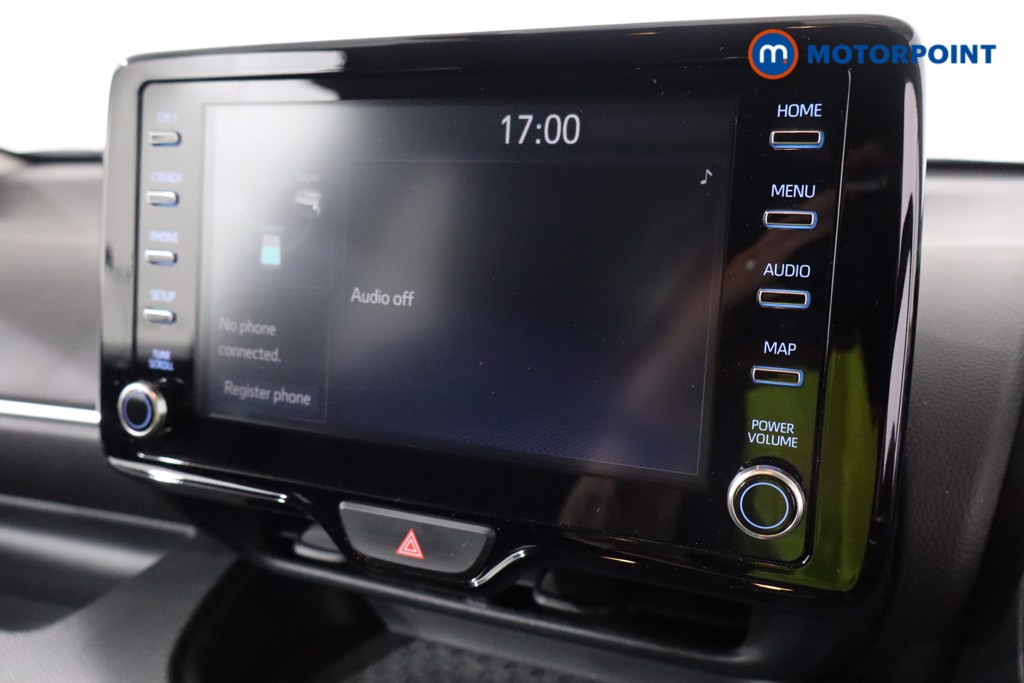 Toyota Yaris Design Automatic Petrol-Electric Hybrid Hatchback - Stock Number (1544891) - 14th supplementary image
