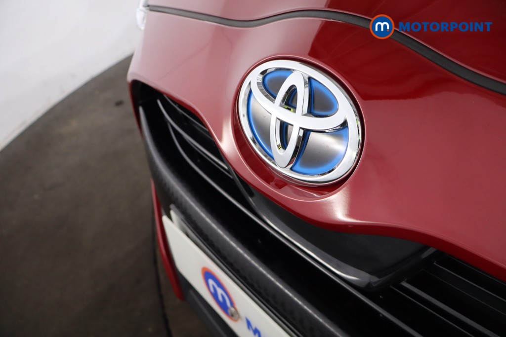 Toyota Yaris Design Automatic Petrol-Electric Hybrid Hatchback - Stock Number (1544891) - 24th supplementary image