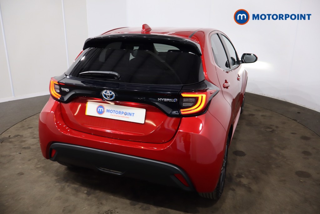 Toyota Yaris Design Automatic Petrol-Electric Hybrid Hatchback - Stock Number (1544891) - 26th supplementary image