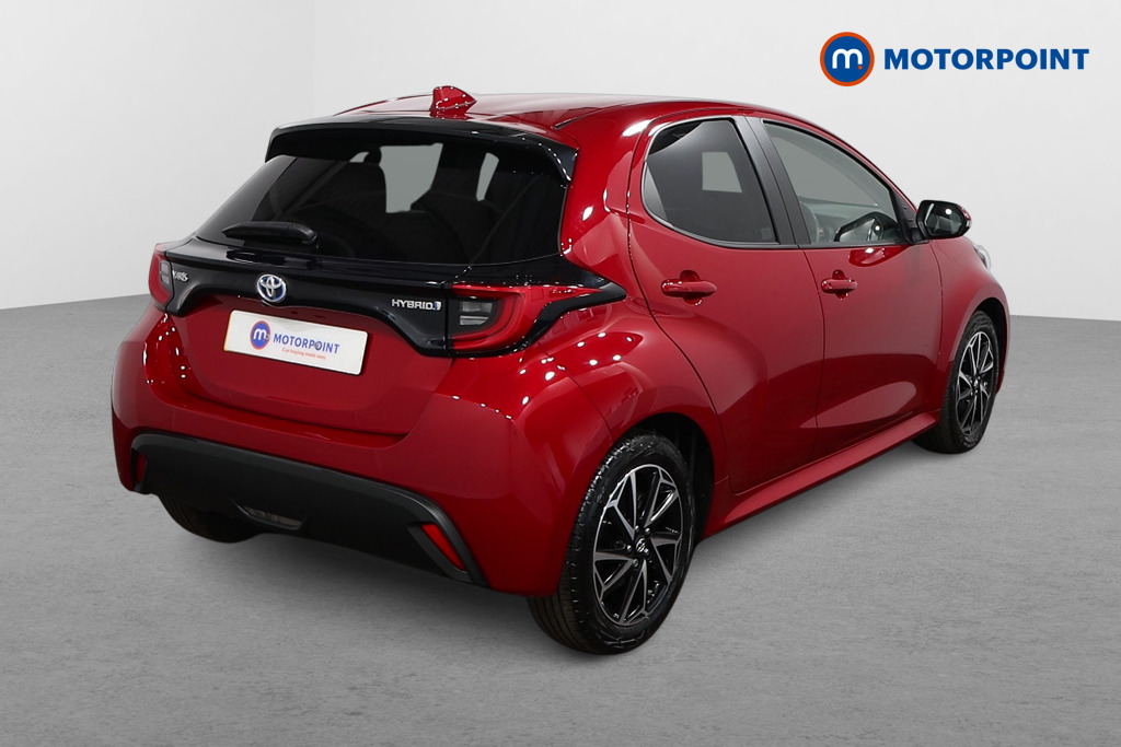 Toyota Yaris Design Automatic Petrol-Electric Hybrid Hatchback - Stock Number (1544891) - Drivers side rear corner