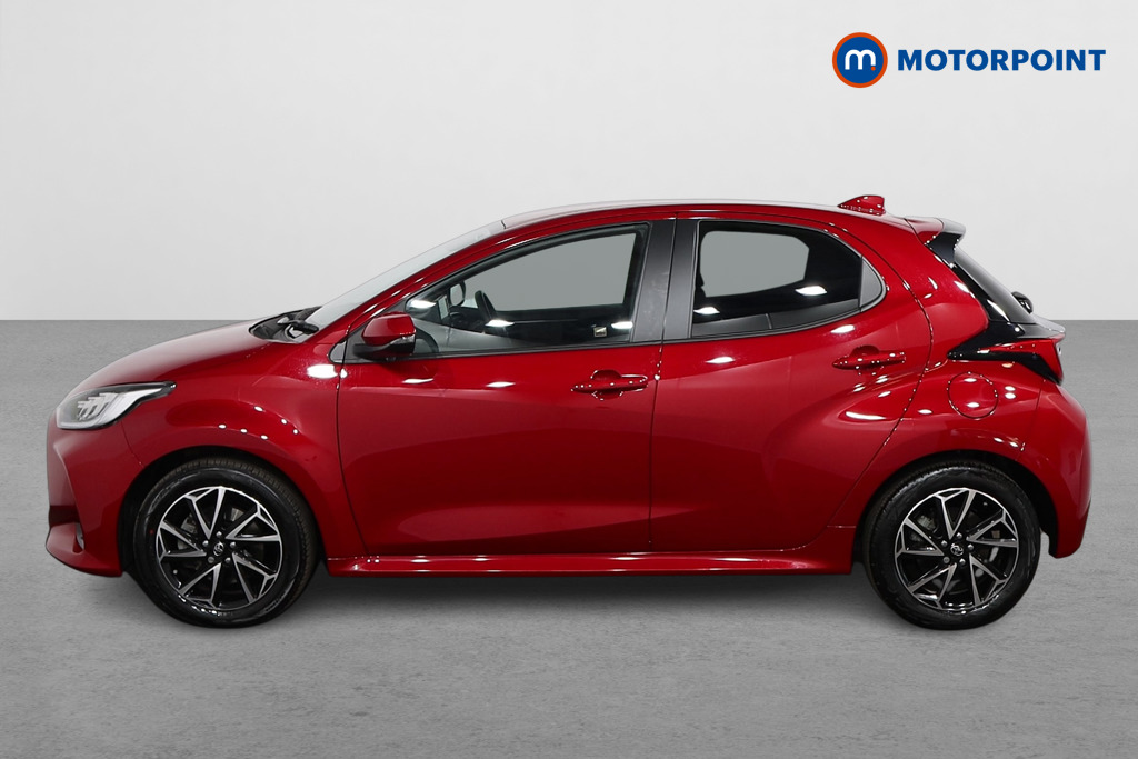 Toyota Yaris Design Automatic Petrol-Electric Hybrid Hatchback - Stock Number (1544891) - Passenger side