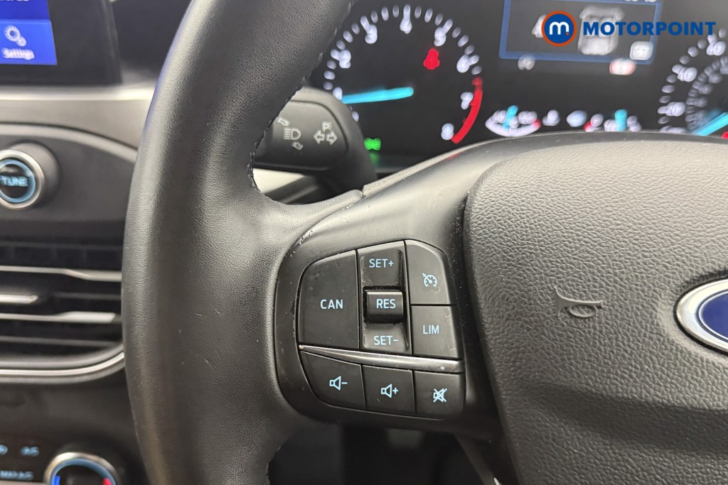 Ford Focus Titanium Edition Manual Petrol-Electric Hybrid Hatchback - Stock Number (1540799) - 12th supplementary image