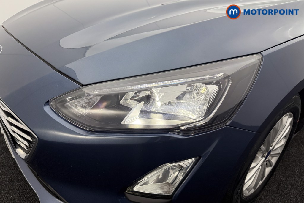 Ford Focus Titanium Edition Manual Petrol-Electric Hybrid Hatchback - Stock Number (1540799) - 20th supplementary image