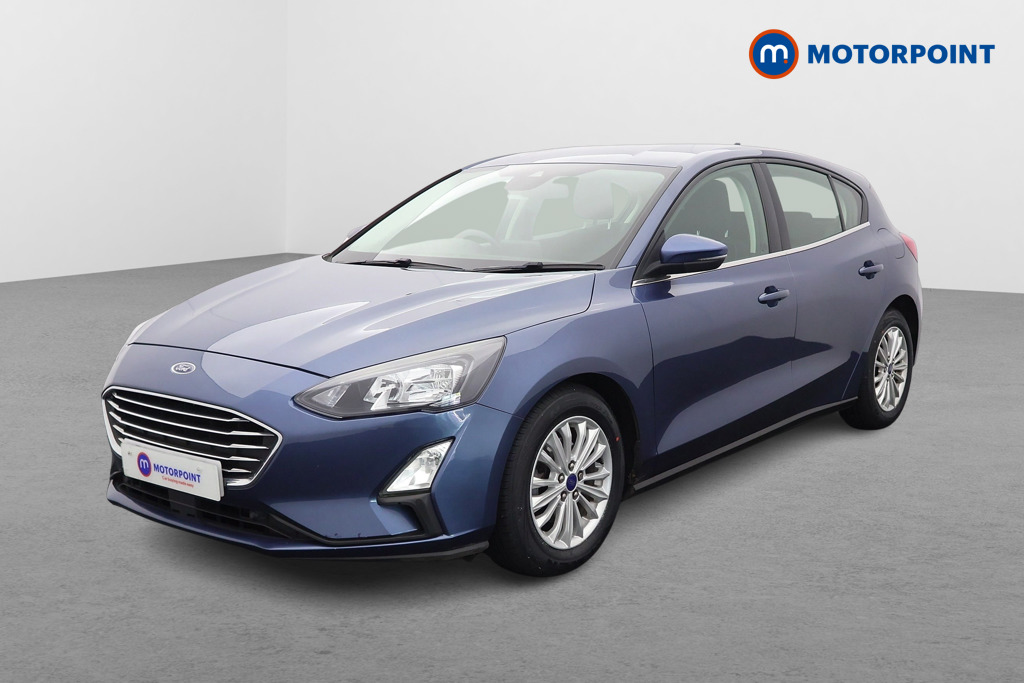 Ford Focus Titanium Edition Manual Petrol-Electric Hybrid Hatchback - Stock Number (1540799) - Passenger side front corner