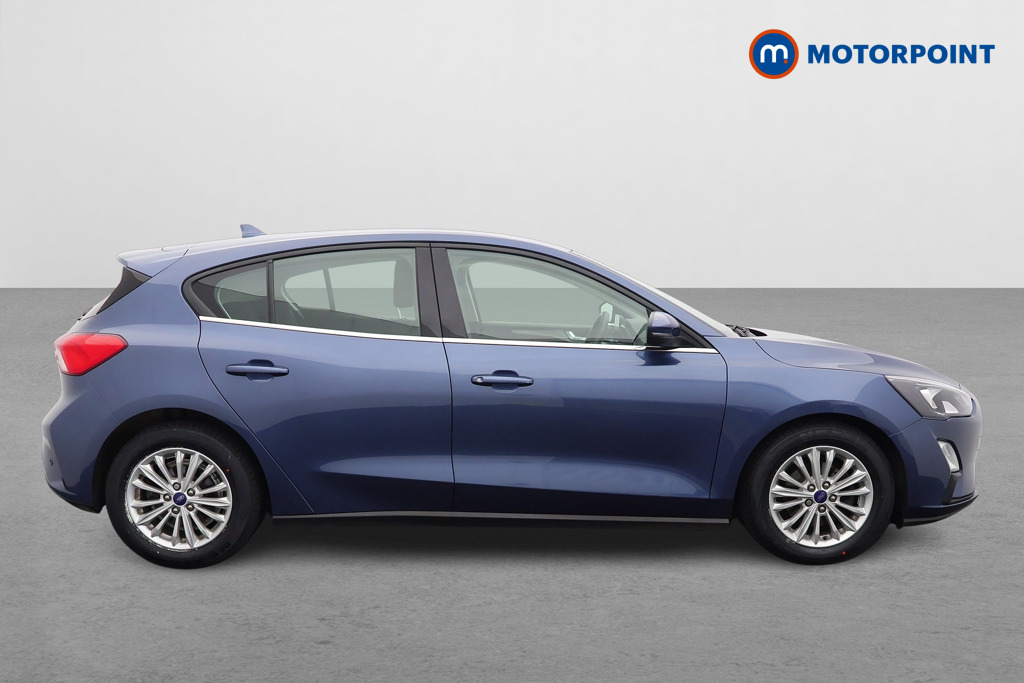 Ford Focus Titanium Edition Manual Petrol-Electric Hybrid Hatchback - Stock Number (1540799) - Drivers side