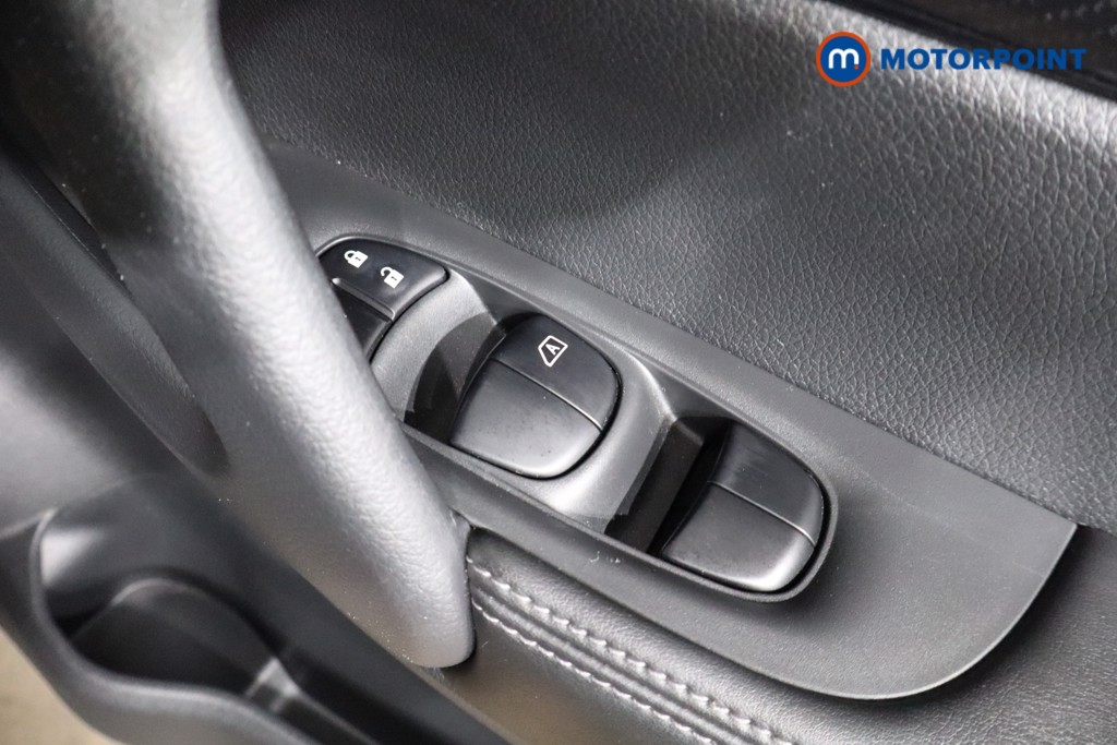 Nissan X-Trail Acenta Manual Diesel SUV - Stock Number (1542494) - 22nd supplementary image