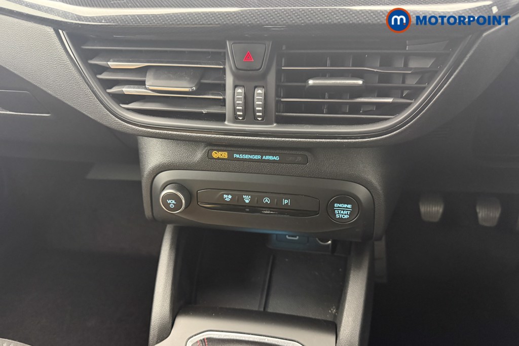 Ford Focus St-Line Manual Petrol Hatchback - Stock Number (1542844) - 4th supplementary image