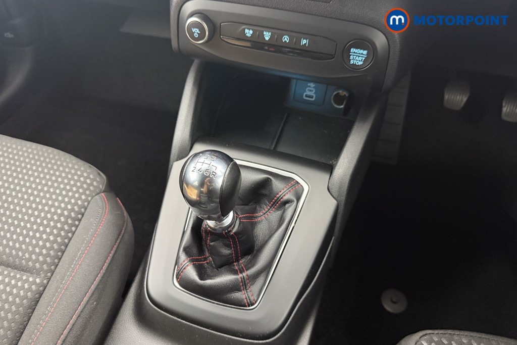 Ford Focus St-Line Manual Petrol Hatchback - Stock Number (1542844) - 5th supplementary image