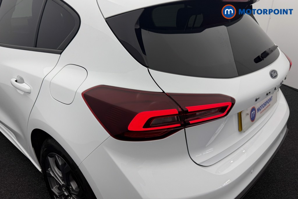 Ford Focus St-Line Manual Petrol Hatchback - Stock Number (1542844) - 20th supplementary image