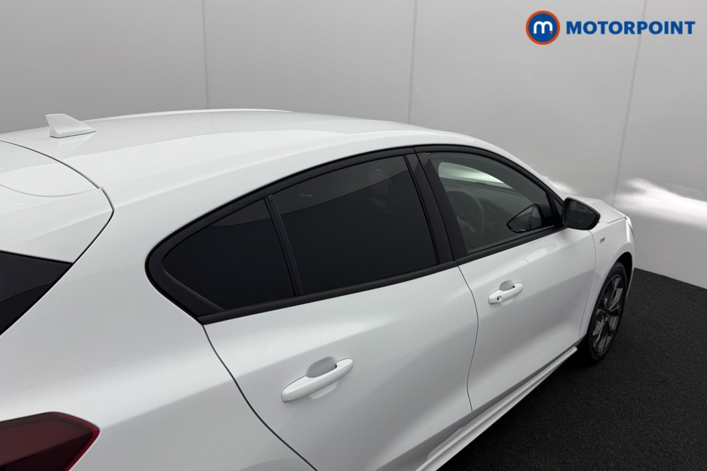 Ford Focus St-Line Manual Petrol Hatchback - Stock Number (1542844) - 25th supplementary image