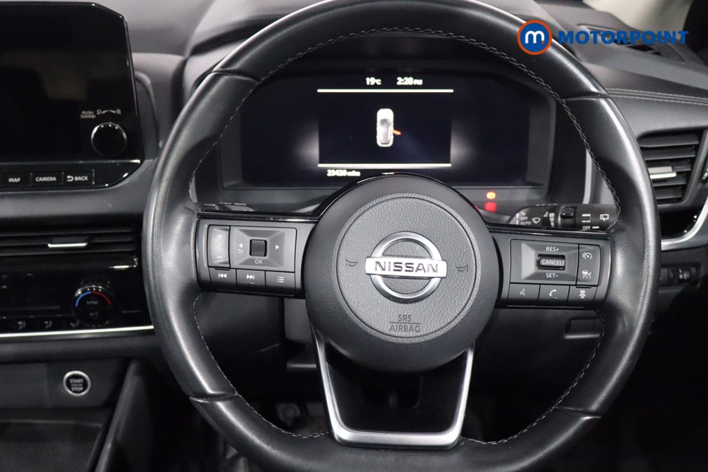 Nissan Qashqai N-Connecta Manual Petrol SUV - Stock Number (1543345) - 6th supplementary image