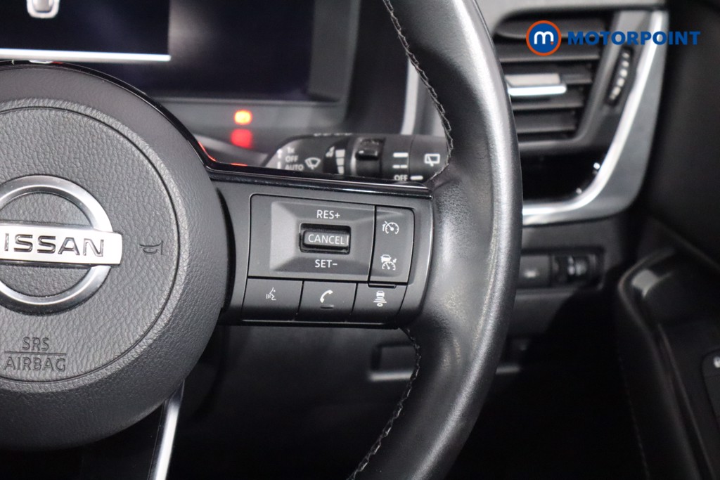 Nissan Qashqai N-Connecta Manual Petrol SUV - Stock Number (1543345) - 8th supplementary image