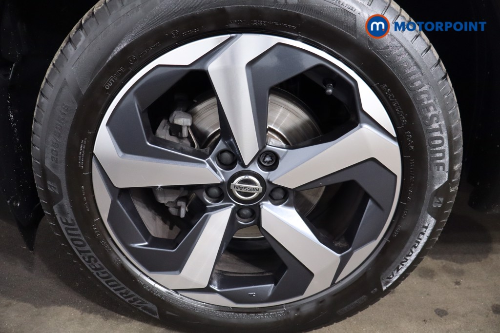 Nissan Qashqai N-Connecta Manual Petrol SUV - Stock Number (1543345) - 11th supplementary image