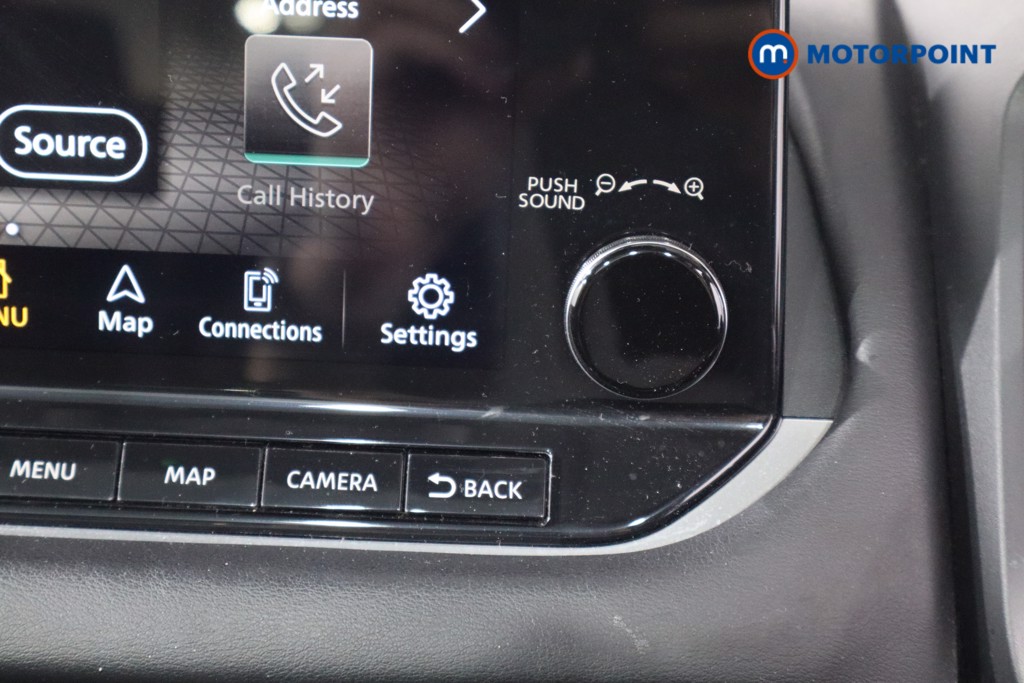 Nissan Qashqai N-Connecta Manual Petrol SUV - Stock Number (1543345) - 15th supplementary image