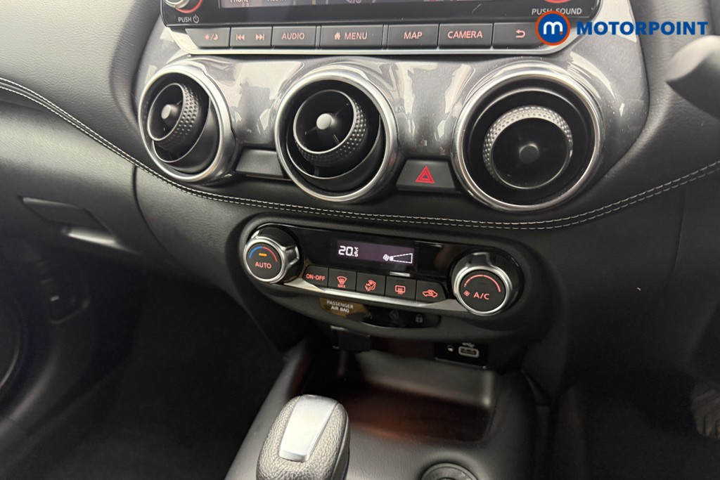 Nissan Juke N-Connecta Automatic Petrol SUV - Stock Number (1544031) - 4th supplementary image