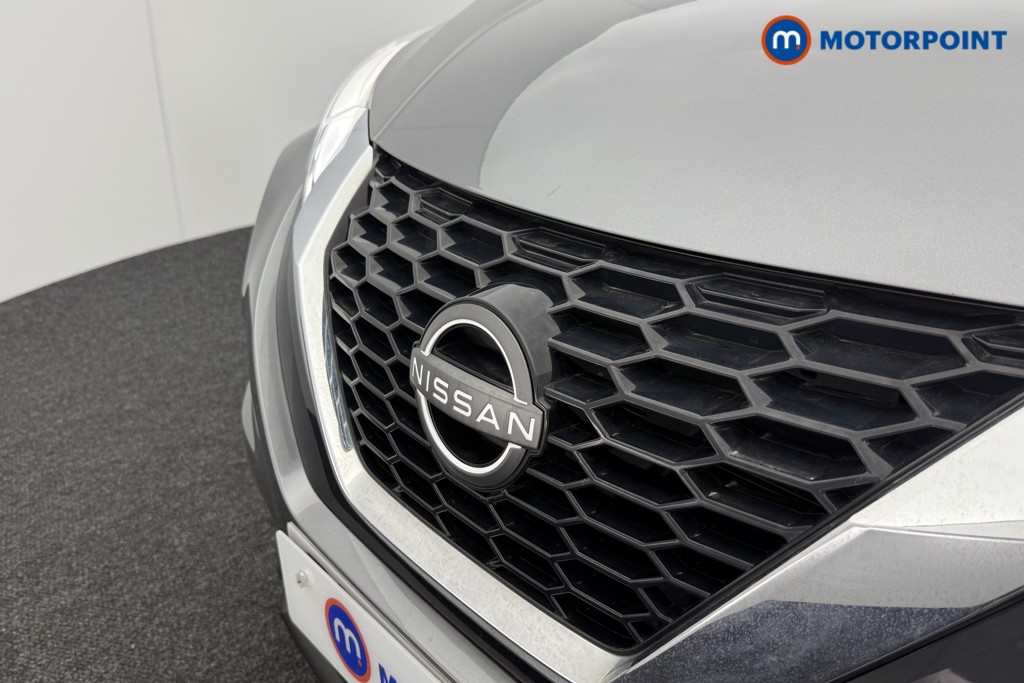 Nissan Juke N-Connecta Automatic Petrol SUV - Stock Number (1544031) - 18th supplementary image