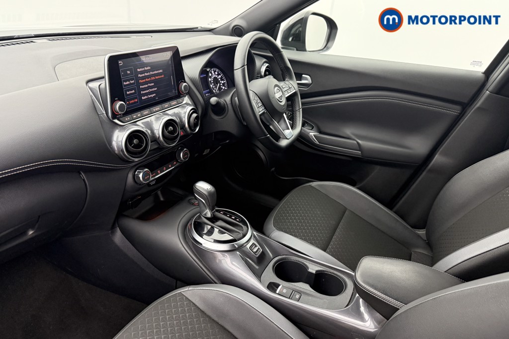 Nissan Juke N-Connecta Automatic Petrol SUV - Stock Number (1544031) - 19th supplementary image