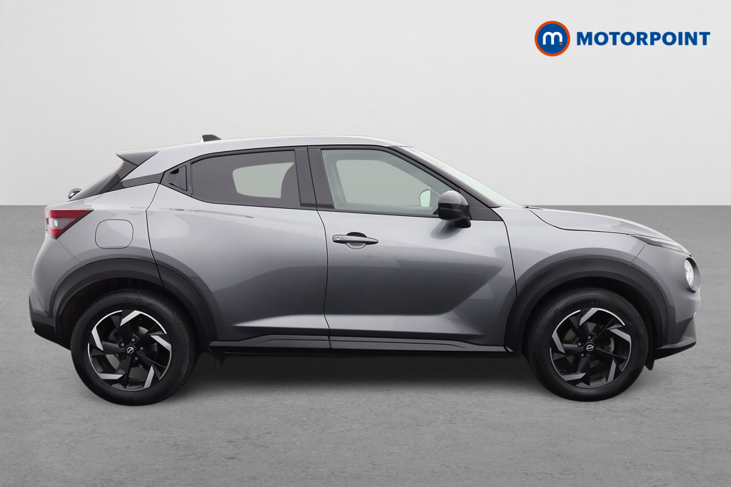 Nissan Juke N-Connecta Automatic Petrol SUV - Stock Number (1544031) - Drivers side