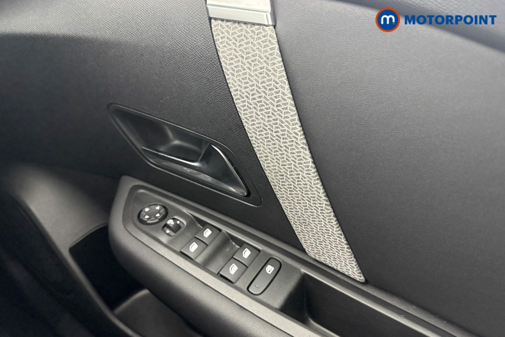 Citroen C4 X MAX Automatic Petrol Saloon - Stock Number (1533844) - 14th supplementary image