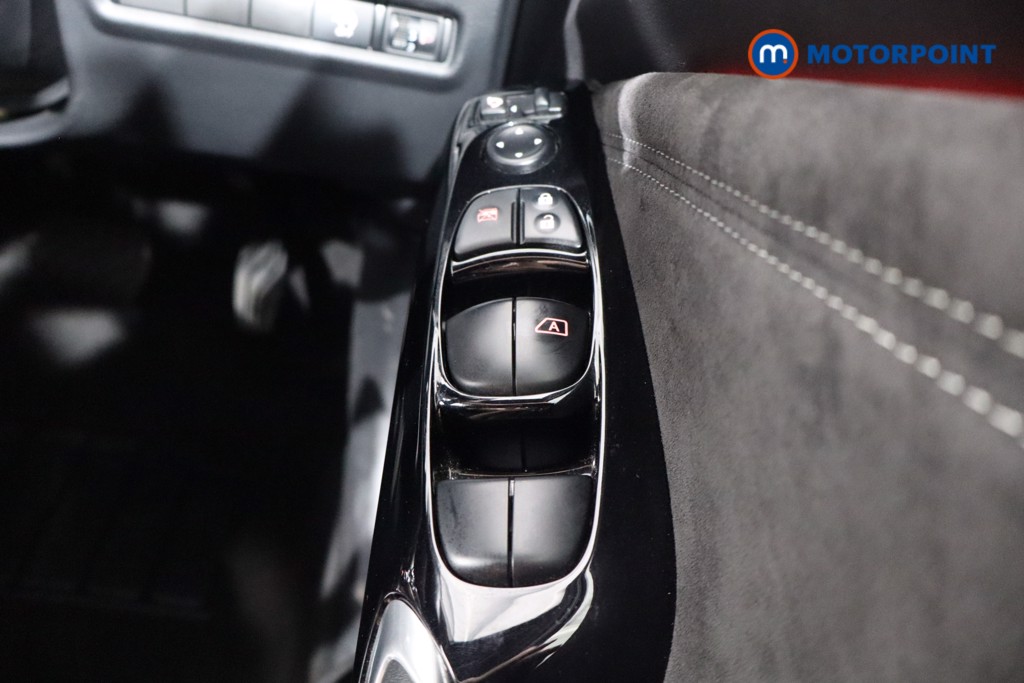 Nissan Juke Tekna-Plus Automatic Petrol SUV - Stock Number (1521346) - 17th supplementary image