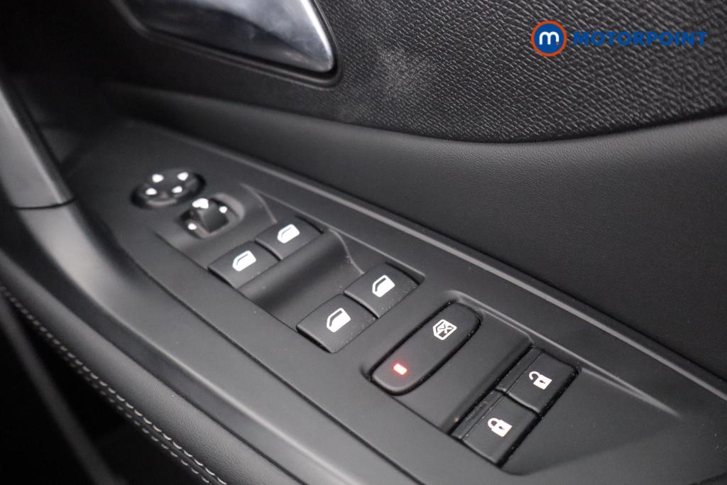 Peugeot 308 Allure Automatic Petrol Plug-In Hybrid Hatchback - Stock Number (1521663) - 12th supplementary image