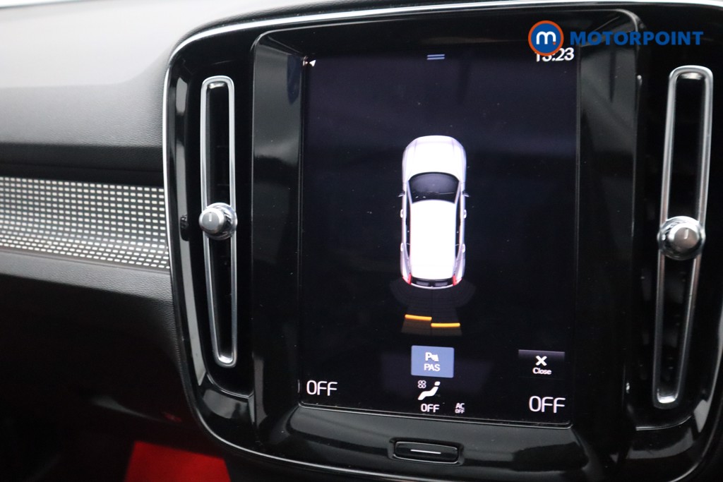 Volvo Xc40 R Design Manual Petrol SUV - Stock Number (1528192) - 8th supplementary image