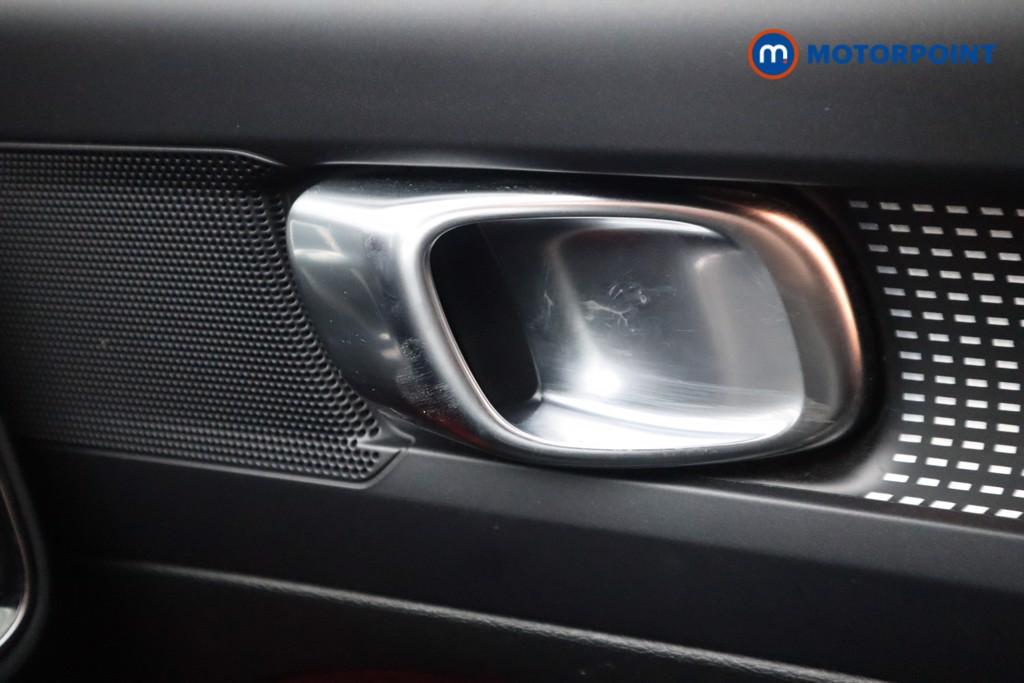 Volvo Xc40 R Design Manual Petrol SUV - Stock Number (1528192) - 15th supplementary image