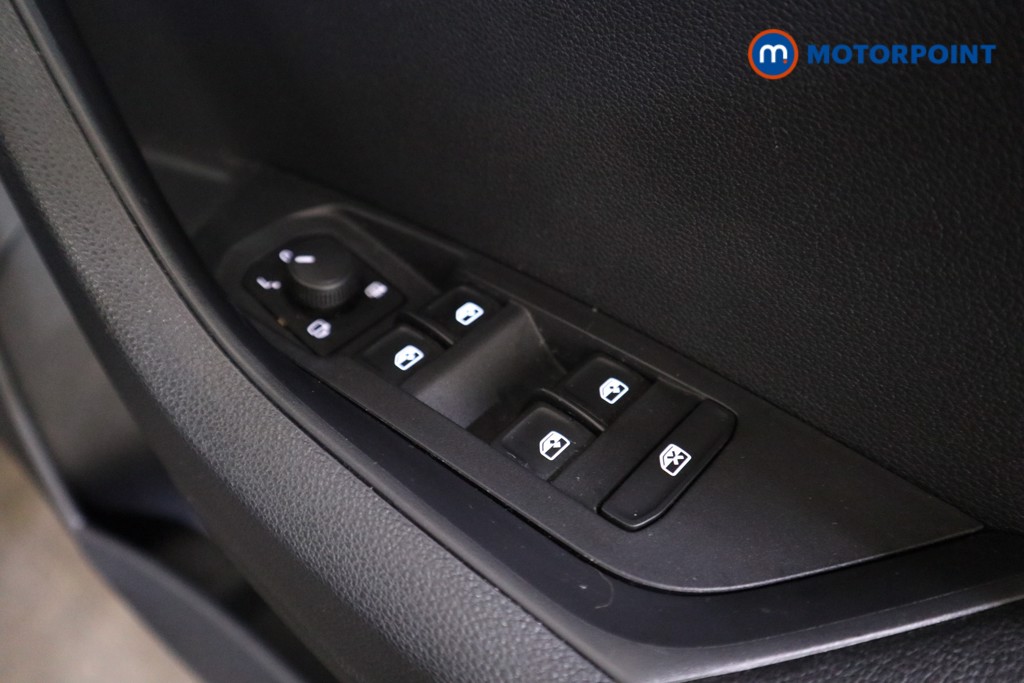 Skoda Karoq Se L Manual Petrol SUV - Stock Number (1529472) - 10th supplementary image