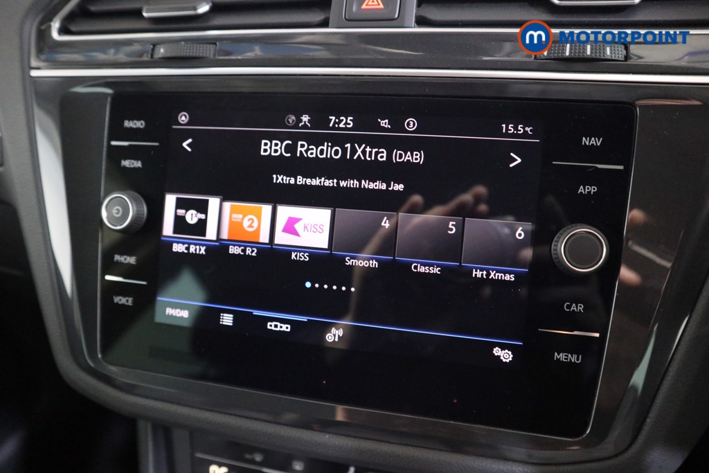 Volkswagen Tiguan Life Manual Petrol SUV - Stock Number (1530392) - 6th supplementary image