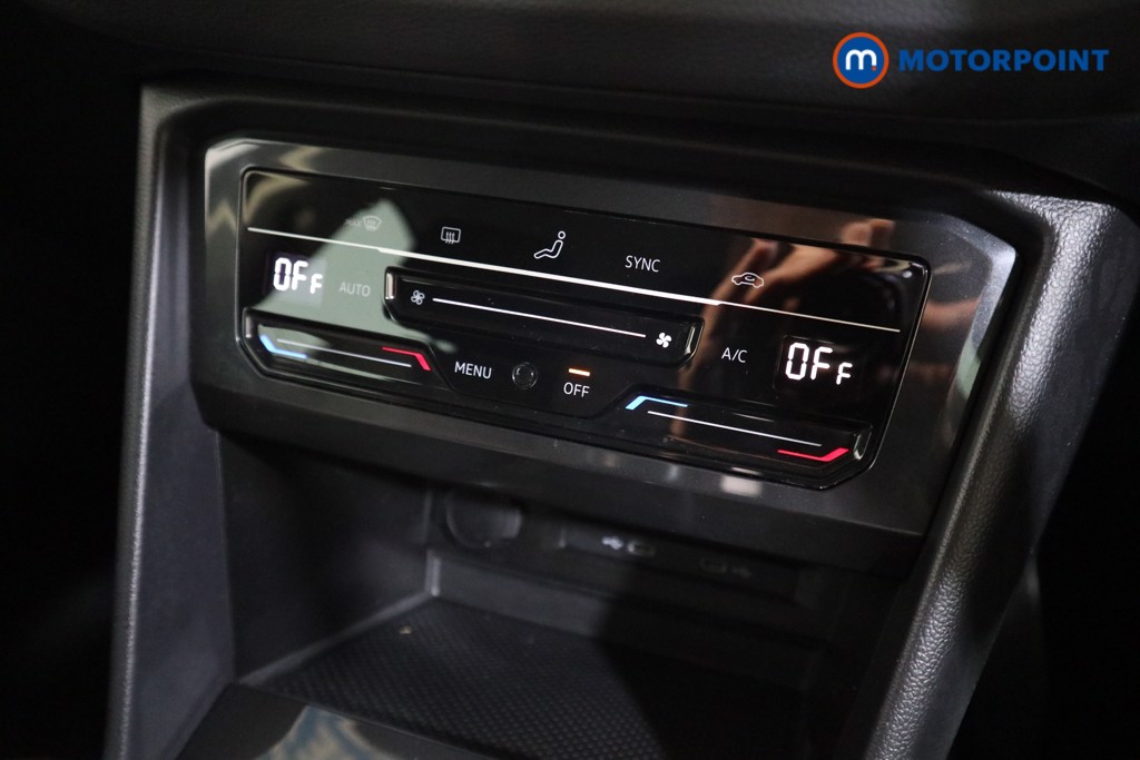 Volkswagen Tiguan Life Manual Petrol SUV - Stock Number (1530392) - 7th supplementary image