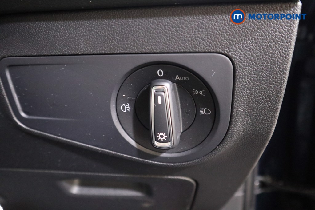 Volkswagen Tiguan Life Manual Petrol SUV - Stock Number (1530392) - 9th supplementary image