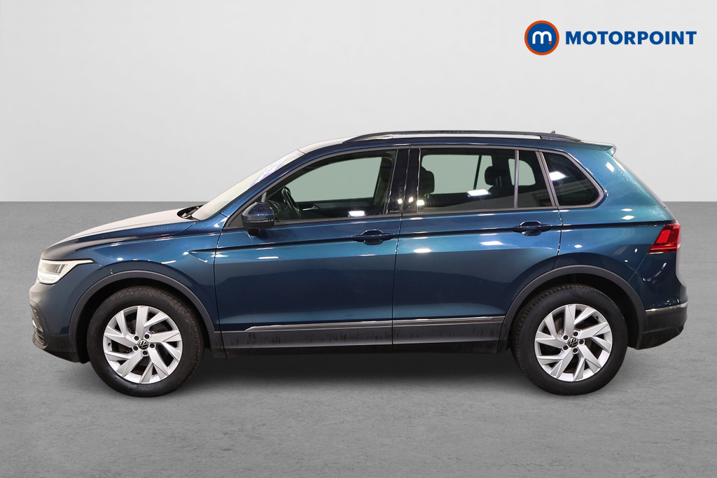 Volkswagen Tiguan Life Manual Petrol SUV - Stock Number (1530392) - Passenger side