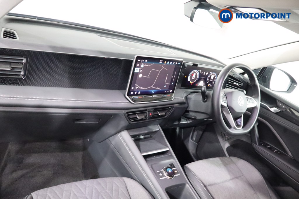 Volkswagen Tiguan Match Automatic Diesel SUV - Stock Number (1532125) - 1st supplementary image