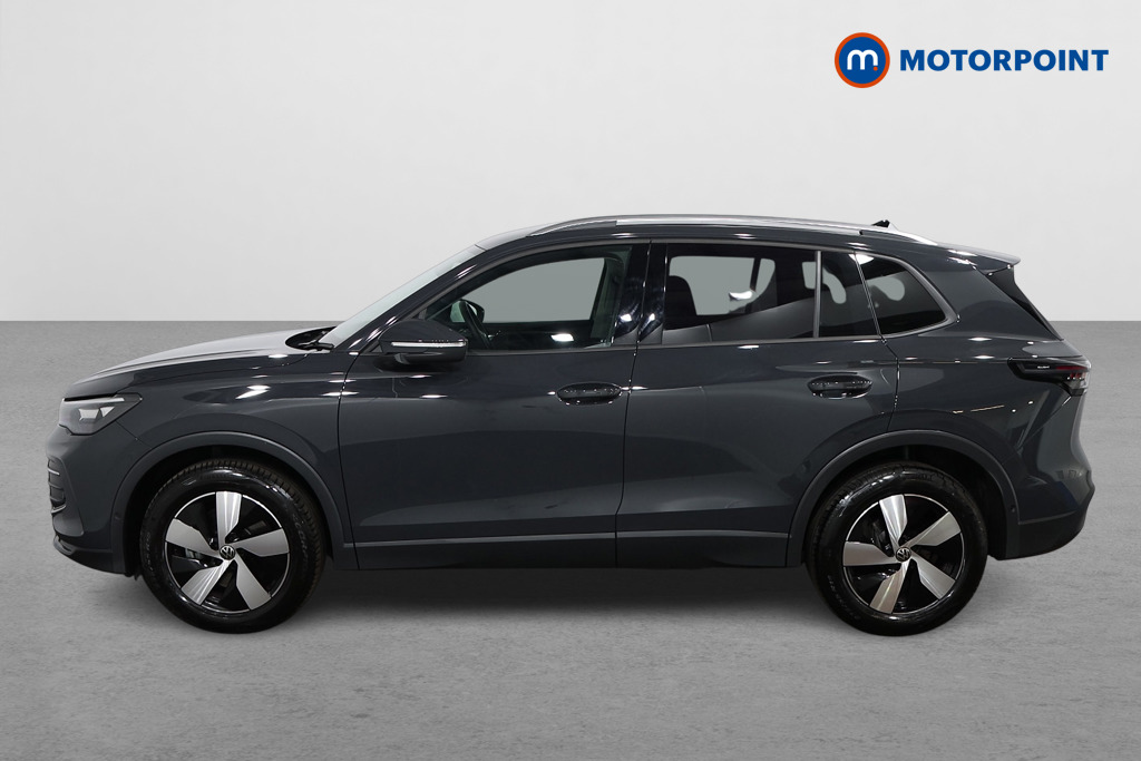Volkswagen Tiguan Match Automatic Diesel SUV - Stock Number (1532125) - Passenger side
