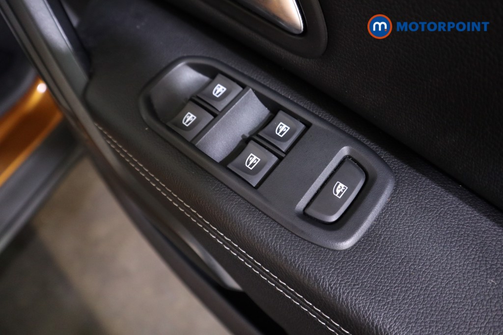 Dacia Duster Prestige Manual Petrol SUV - Stock Number (1534965) - 9th supplementary image